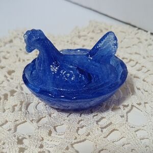 Blue Swirl Glass Hen On Nest